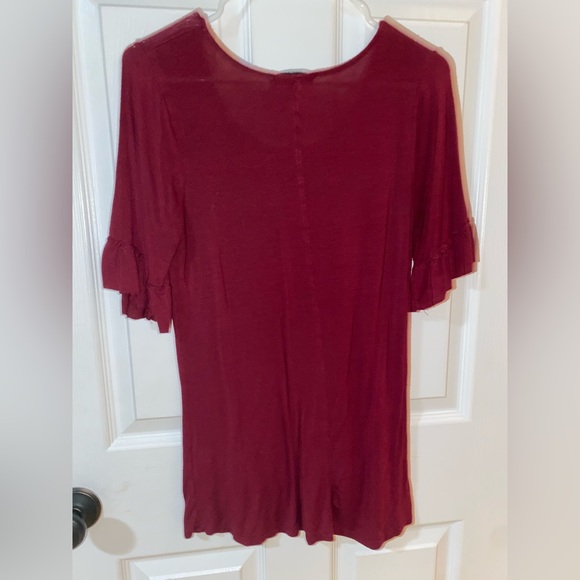 Flowy Red Top - Picture 2 of 3